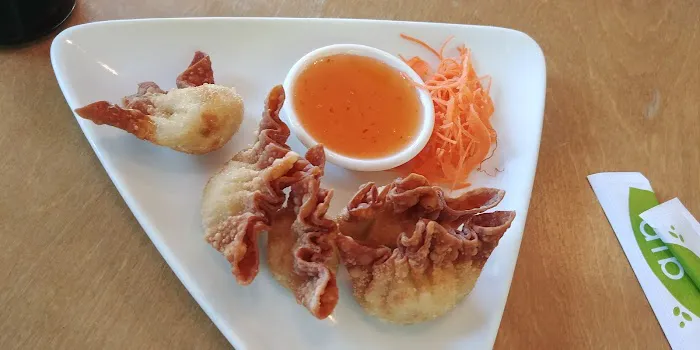 Dib Sushi Bar and Thai Cuisine Picture 10