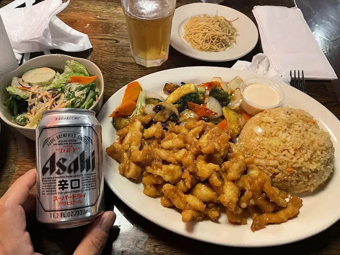 Mango's Sushi and Grill Picture 10