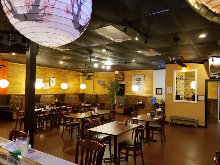 Mango's Sushi and Grill Picture 9