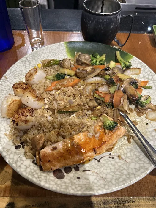 Volcano Steak & Sushi Picture 8