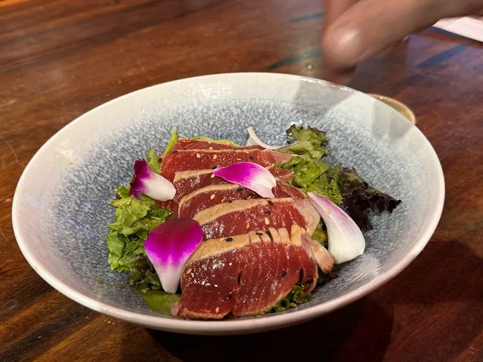 Volcano Steak & Sushi Picture 1