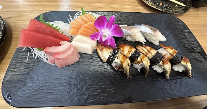 Mikado Sushi Picture 4