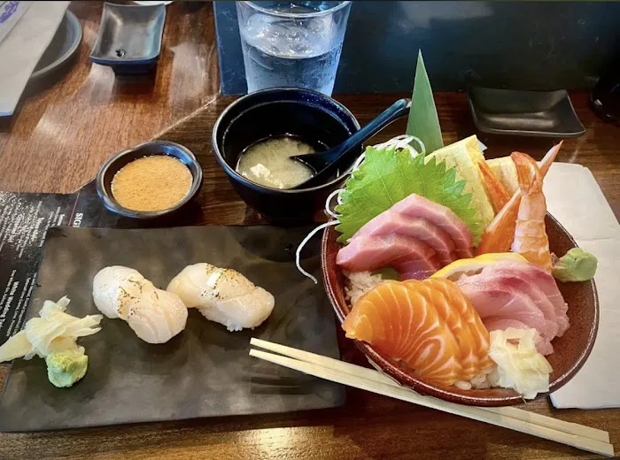Sensu Sushi Restaurant and Bar Picture 2