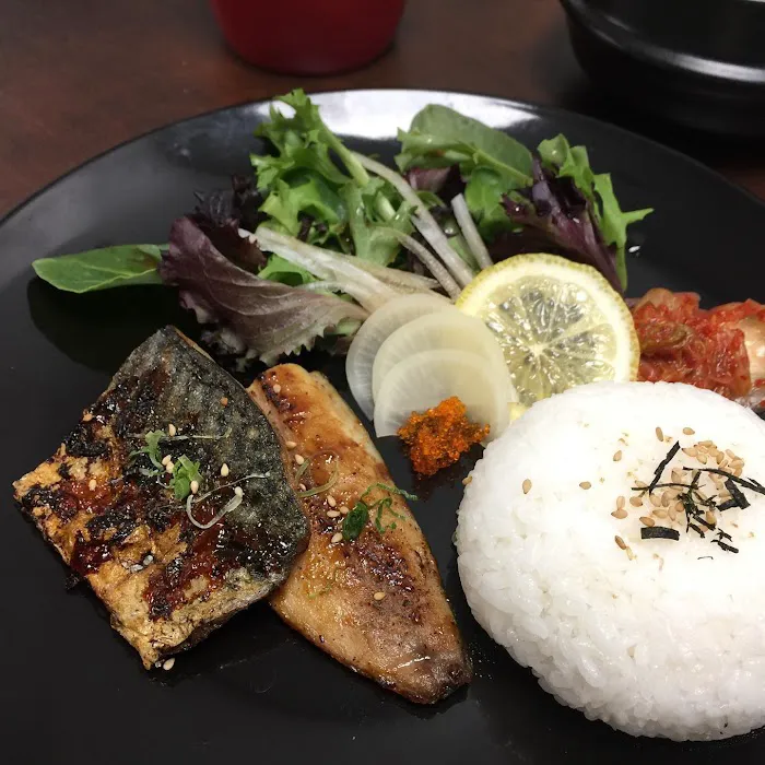 Yamabuki Sushi and Bowls Picture 6