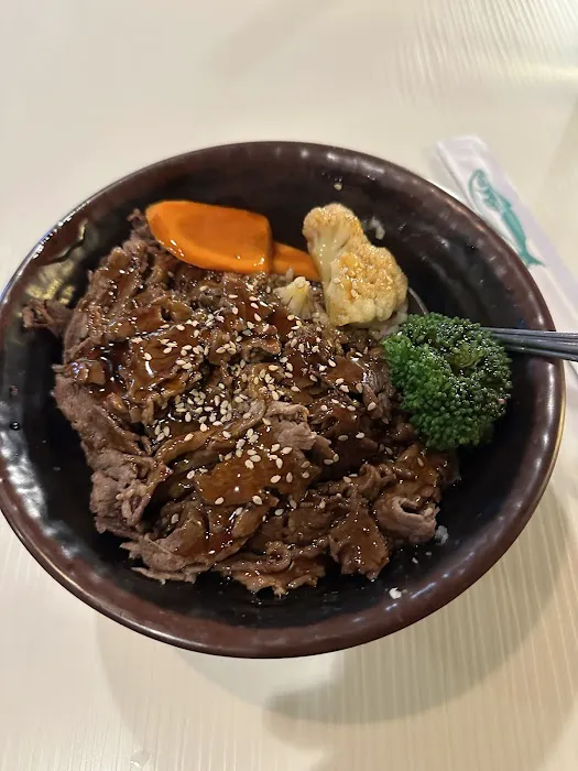 Rolls N Bowls Picture 5