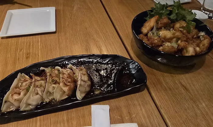 Blowfish Sushi & Ramen Picture 4