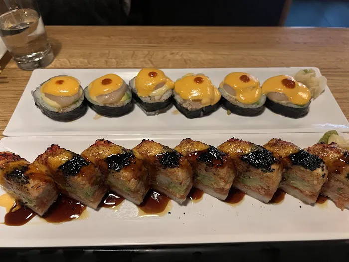 Blowfish Sushi & Ramen Picture 3