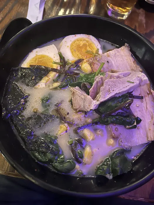Blowfish Sushi & Ramen Picture 7