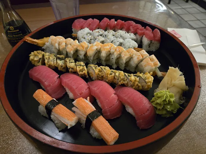 Fuji Sushi Picture 3