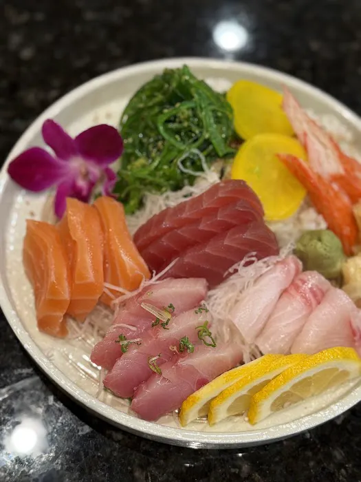 Kumo Sushi & Ramen Picture 5
