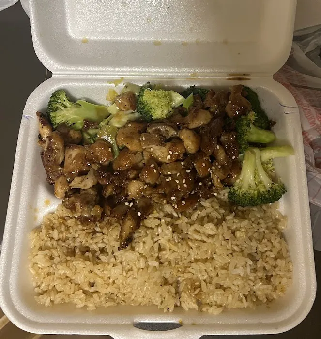 Ahi Hibachi and Poke Picture 8