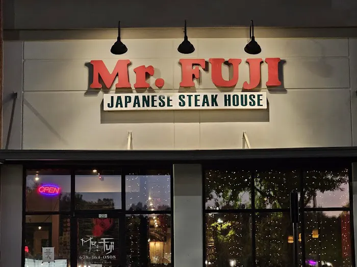 Mr. Fuji Steakhouse and Sushi Picture 1