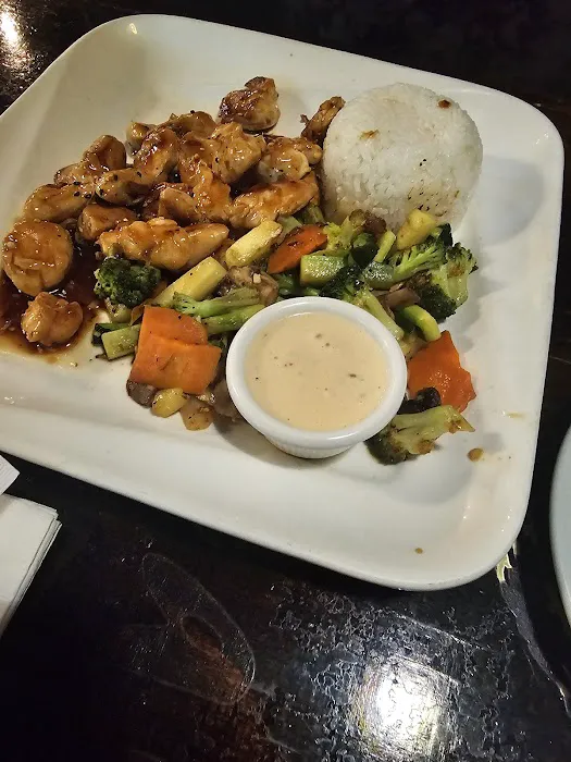 Ichiban Japanese Sushi Bar & Grill Picture 8