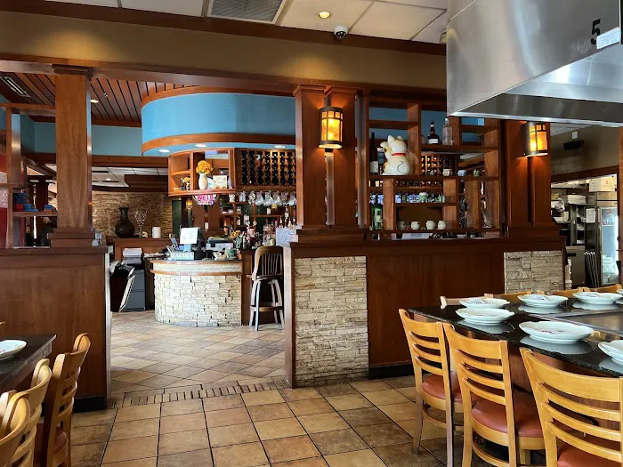 Kobe Japanese Steakhouse & Sushi Bar in Peachtree City Picture 6