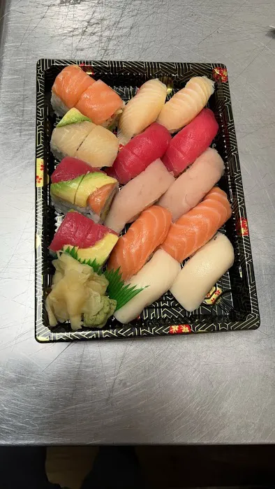 SenKaKu Hibachi and Sushi Picture 5