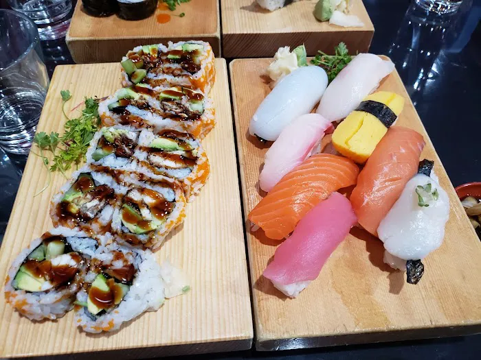 Fresh Sushi Chicago Picture 3