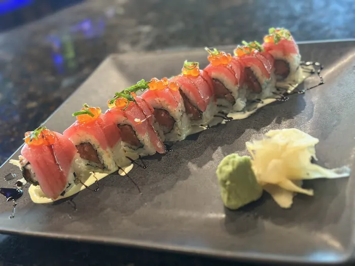 Blue Fin Sushi & Grill Picture 4