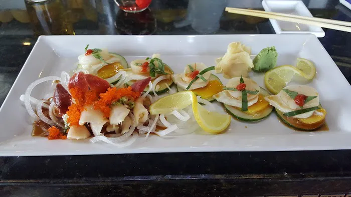 Blue Fin Sushi & Grill Picture 8