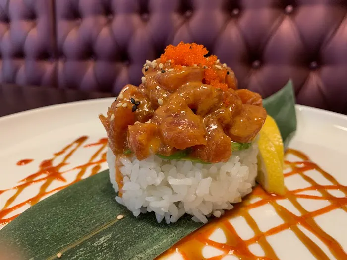 Blue Fin Sushi & Grill Picture 3