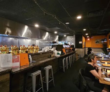 Hands On Thai & Sushi - Irving Park Rd.
