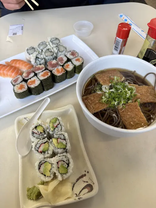 Sea Ranch Sushi Evanston Picture 9