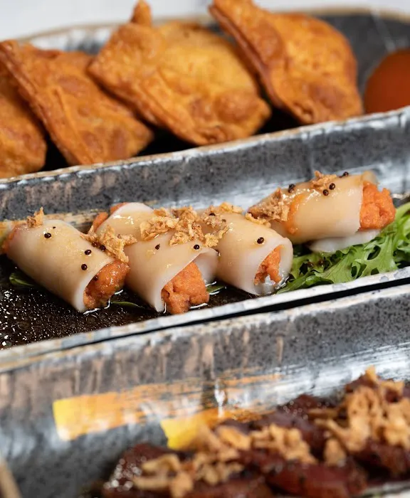 Mira Sushi evanston Picture 6