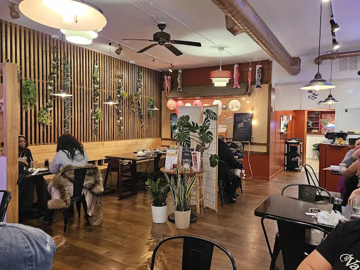 Oki sushi and thai chicago Picture 2