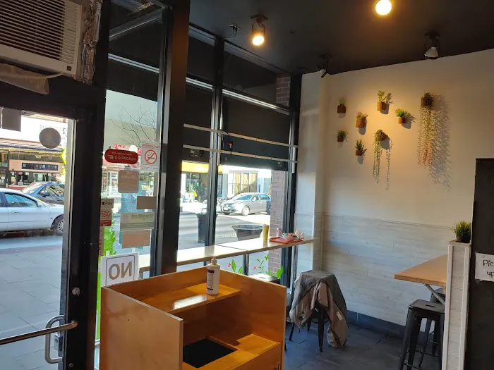 Poke Burrito Oak Park Picture 10