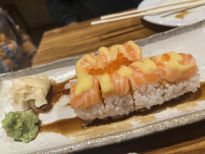 Sushi House Oak Park Picture 4