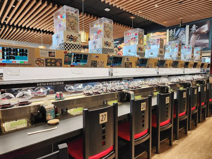 Kura Revolving Sushi Bar Picture 8