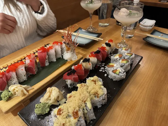 SEN Sushi Bar Picture 4