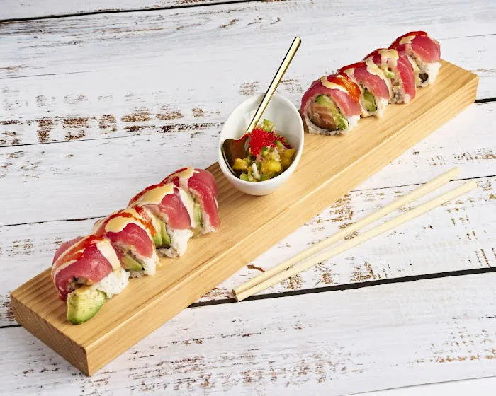 ARI Sushi Japanese Restaurant Picture 10
