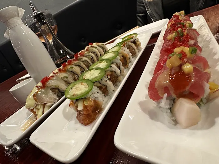 ARI Sushi Japanese Restaurant Picture 7