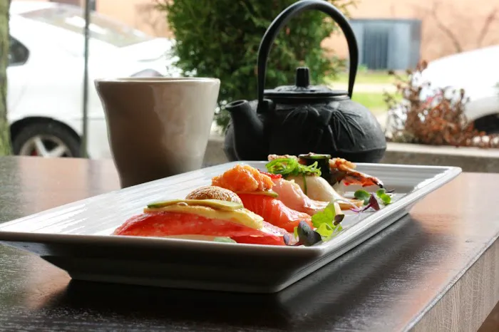Coast Sushi & Sashimi Picture 9