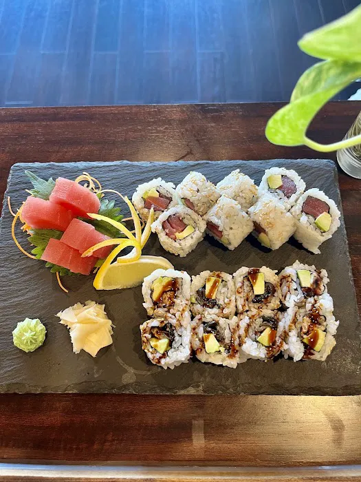 Maru Sushi & Poke Bowl Picture 5