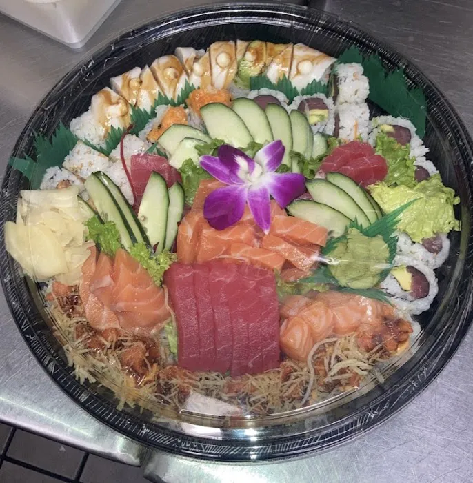Simply Sushi & Noodles/ Fresh-Healthy and Poke. Picture 6