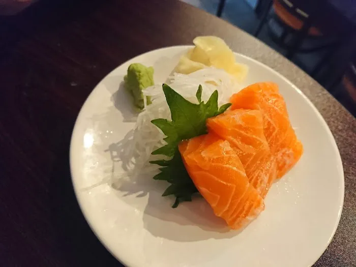 Simply Sushi & Noodles/ Fresh-Healthy and Poke. Picture 2