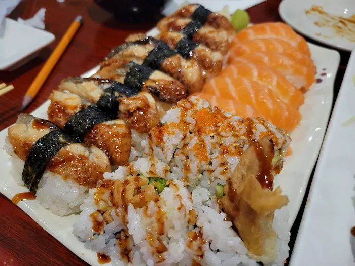 Oishi Sushi Picture 9