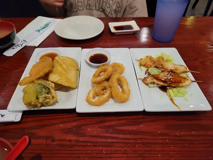 Oishi Sushi Picture 10