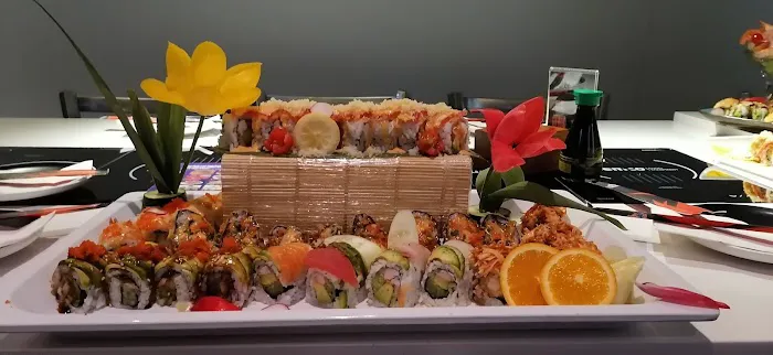 Galaxy Hot Pot and Sushi Picture 3
