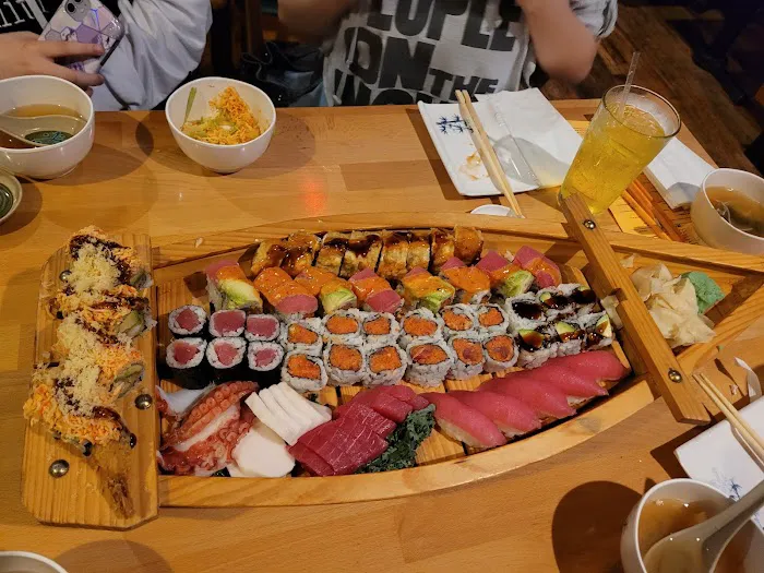 Sushi Grove Picture 10
