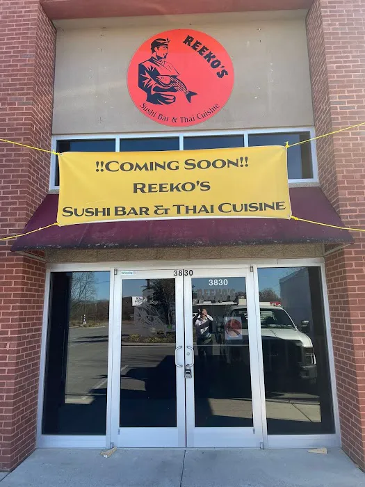 Reeko’s Sushi Bar & Thai Cuisine Picture 2