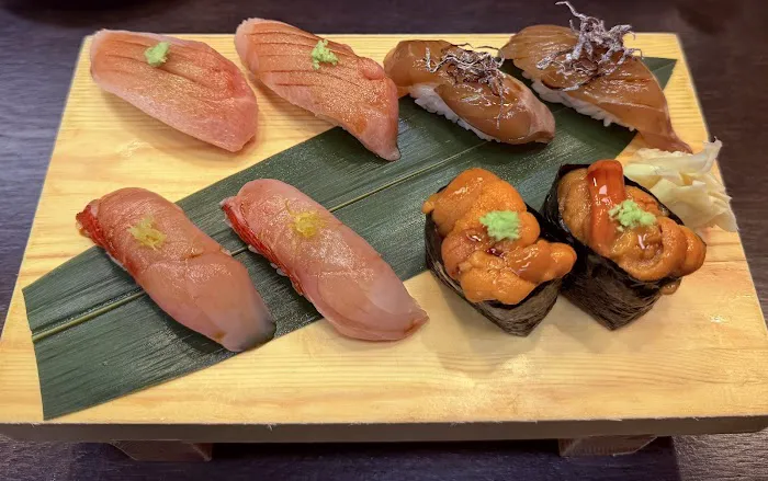 Reeko’s Sushi Bar & Thai Cuisine Picture 7