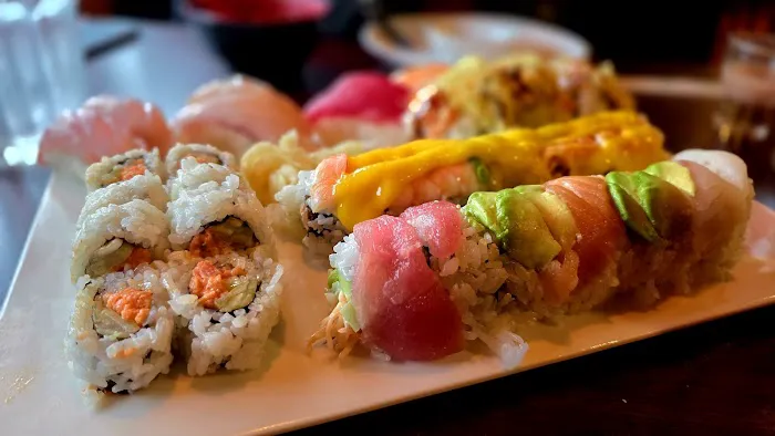 Tsuki Sushi & Grill Picture 6