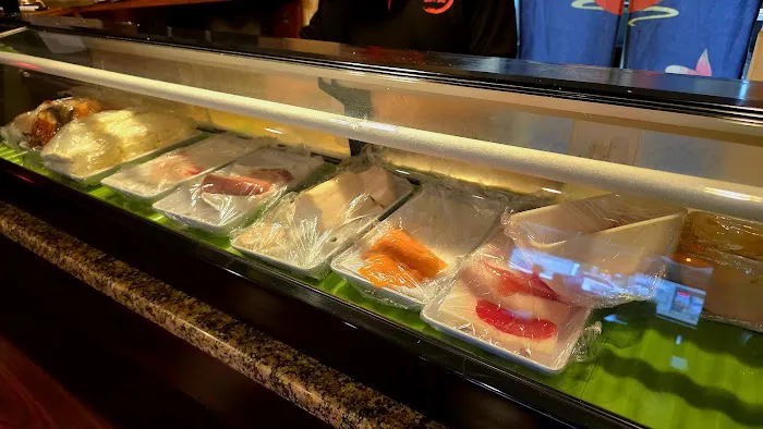Tsuki Sushi & Grill Picture 5