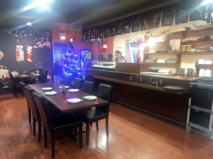 Tsuki Sushi & Grill Picture 2