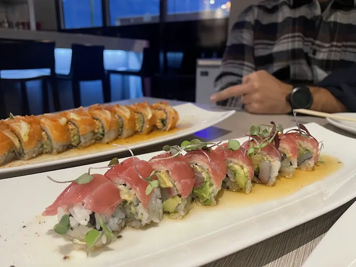 Chef Soon Contemporary Sushi & Bar Picture 4