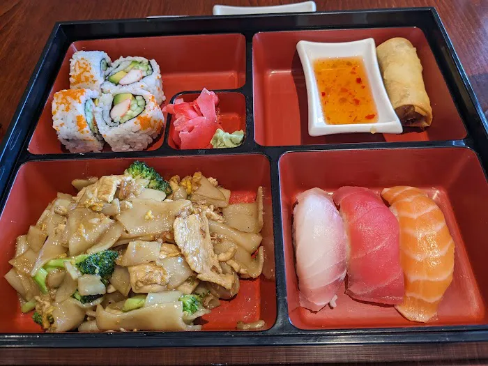 Sushi Thai Libertyville Picture 8