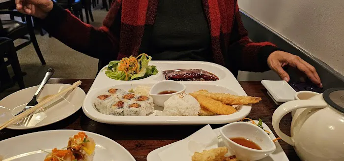 Sushi Nest Picture 6