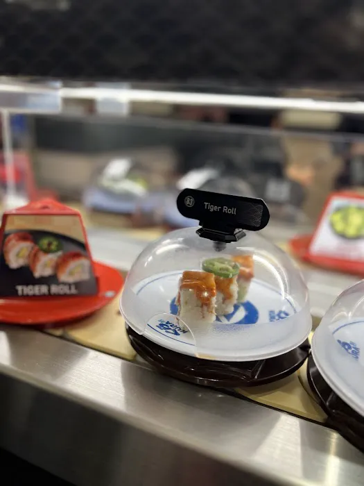 Kura Revolving Sushi Bar Picture 1